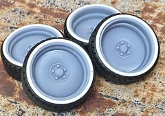 Resin 22 In. Smoothie Wheels, W/One In. Whitewalls,1/24 1/25 Scale