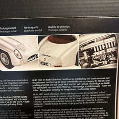 REVELL 05633 MERCEDES-BENZ 300 SLR UHLENHAUT COUPE MODEL KIT-NIB-1:24 SCALE