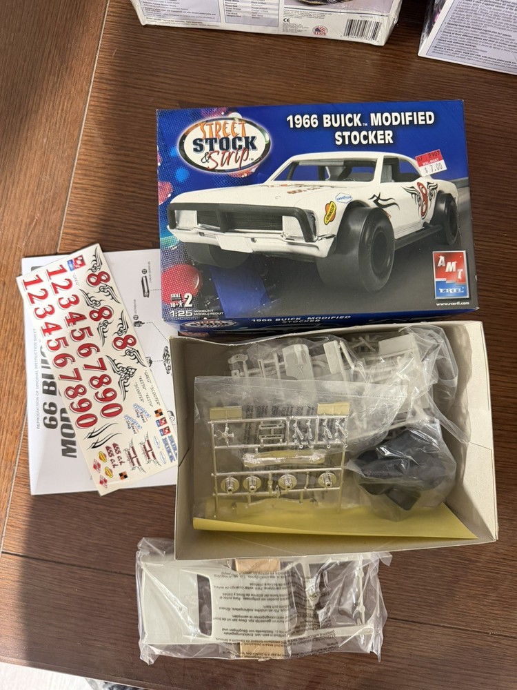 AMT ERTL 1966 Buick Modified Stocker Street-Stock-Strip Sealed