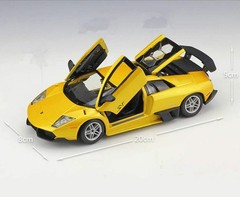 Bburago 1:24 Lamborghini Murcielago LP670-4 SV Diecast Model Car – Alloy Sports
