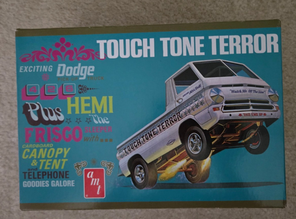 1:25 AMT Touch Tone Terror Dodge A100 Wheelstander PLASTIC MODEL KIT open box