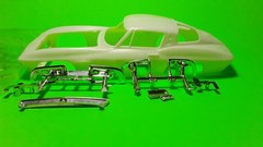 AMT 63 1963 Corvette Sting Ray 1/25 Hood Body Glass Taillights Chrome Bumpers