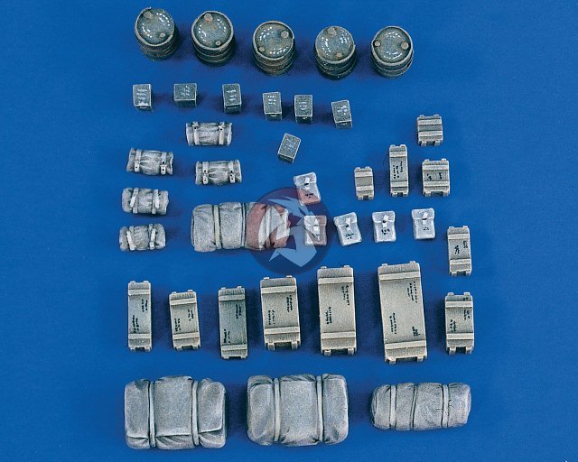 Verlinden 1/72 US Military Vehicle / Tank Stowage Cargo and Accessories Set 1887