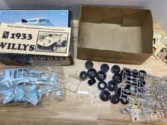AMT ‘33 Willys 1/25 Scale Customizing Kit “OH George” Montgomery National Record