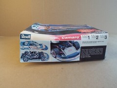 VTG Hot Wheels Revell Camaro 1/25 Plastic Model #F215141 New – Open Box – (Read)