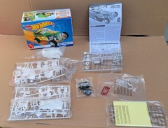 AMT Hot Wheels 1932 Ford Phantom Vicky Opened All Parts Sealed 1:25 Kit #1313