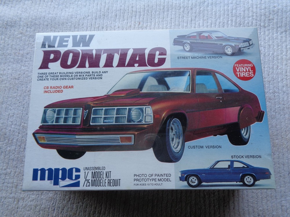 MPC # 1-7703 1977 Pontiac Ventura Sealed Model Kit 1/25 Scale