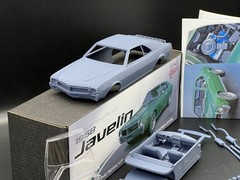 1/25 1968 AMC Javelin Premium Resin Model Kit w/ Engine, Decals & Clear Parts