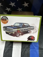 AMT AMT 1302/12 1 TIME MACHINE: Model Kit 1/25 Scale