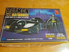SEALED in PLASTIC 2020 AMT Model BATMAN BATMOBILE Kit #AMT1107M/12