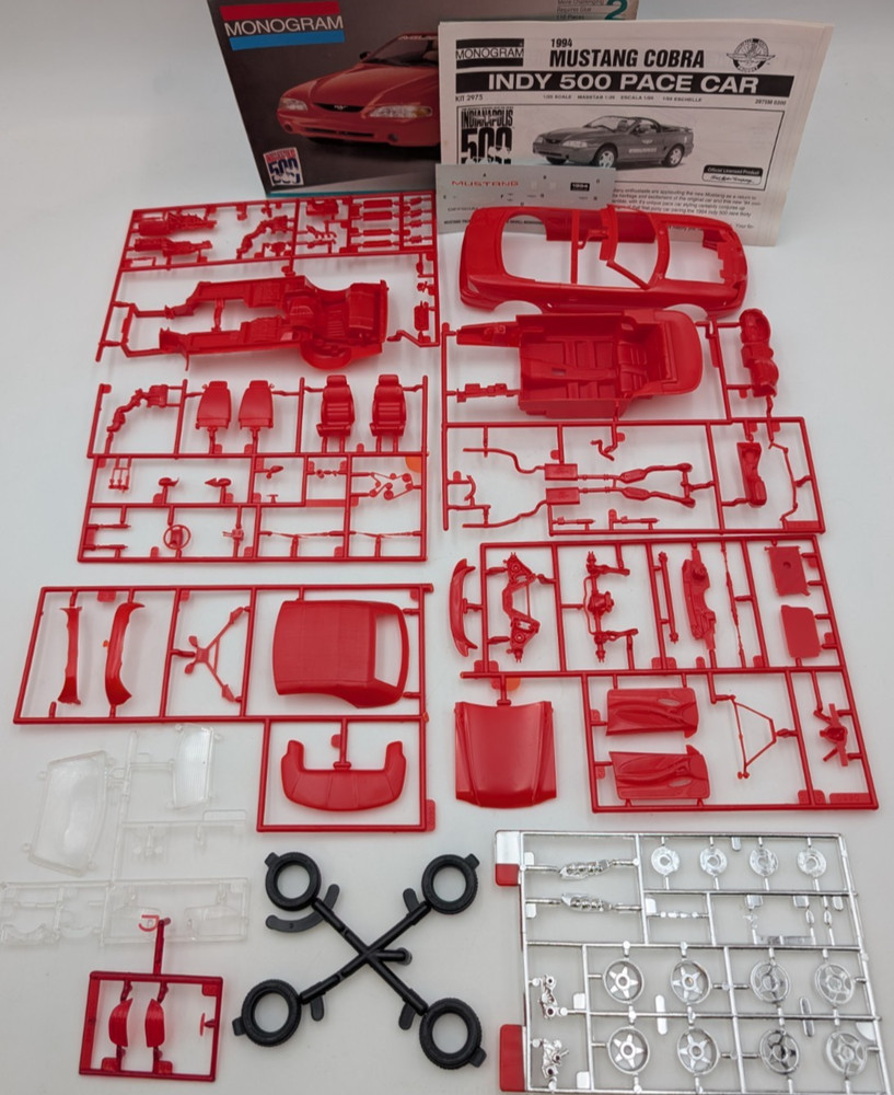 Monogram 1994 Mustang Indy Pace Car 1/25 Scale Model Kit #2975 *OPEN BOX*