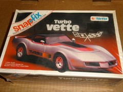 VINTAGE SNAP FIX MODEL KIT CHEVROLET CORVETTE TURBO VETTE NEW SEALED 1980 TX USA