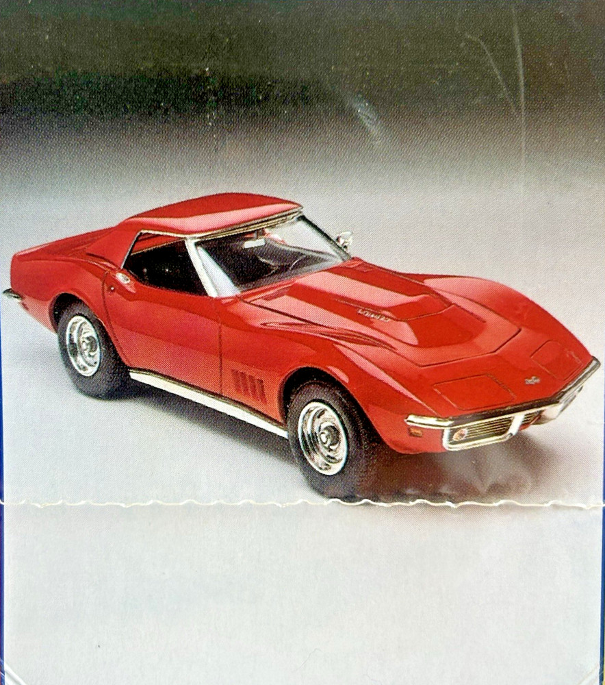 REVELL CHEVY ’68 Corvette Roadster 2’n 1 Model Kit NEW in FACTORY SEALED BOX