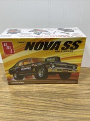 AMT “Old Pro” 1972 Chevy Nova SS Pro Stocker 1:25 Plastic Model Car Kit 1142