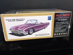 AMT 682/12 ‘62 FORD THUNDERBIRD 2’n1 MODEL KIT-NIB-1/25 SCALE