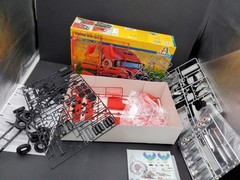 Italeri 1:24 Volvo VN 670 Truck Plastic Model Kit Unassembled 3827