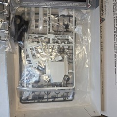 ​Union Model 1/24 Ferrari 330 P4 Collections Rememoratrise Vintage Kit MC14