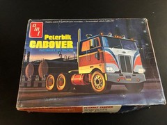 AMT RARE ORIGINAL PETERBILT PACEMAKER CABOVER 352, COMPLETE, UNBUILT, 1/25 SCALE