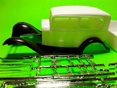 1932 Ford Sedan Delivery 1/25 Hood Body Glass Chrome Bumpers Grill Interior Tub