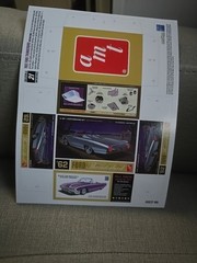 AMT ’62 FORD THUNDERBIRD MODEL KIT #682 1/25 SCALE