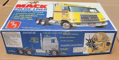 AMT Mack Cruiser-Liner Ryder Trucks 1977 Issue Opened Complete 1:25 Kit T536