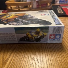 Tamiya Yamaha YZR500 Kenny Roberts 1:12 Scale Plastic Model Kit