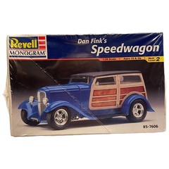 Dan Fink’s Speedwagon by Revell Monogram 1/25 scale #85-7606 Factory Sealed