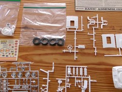 RARE & VINTAGE AMT 1967 CORVETTE STING RAY KIT 6927-170