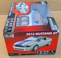 Revell 2014 Mustang GT Silver Blue Opened All Parts Sealed 1:25 Model Kit 4388
