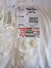 BLUE MAX AND BOUNTY HUNTER FUNNY CAR PARTS JUNKYARD PARTS LOT #95