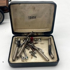 Hubley Model SJ Duesenberg Classic Unassembled Metal Car Kit 1/18 Scale #4864