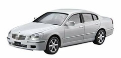 Aoshima 1/24 The Model Car No.125 Nissan F50 Cima / President 2003 Plastic Model