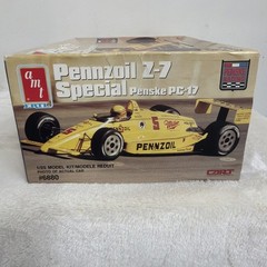 AMT Pennzoil Z-7 Special Penske PC-17 #6880 Released in 1989 NEW