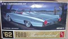 AMT 1962 FORD THUNDERBIRD CONVERTIBLE 2 IN 1 CAR MODEL KIT 1:25 682