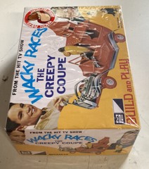 WB Warner Brothers Wacky Races The Creepy Coupe 1/25 Plastic Model Kit