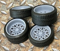 1/24 Scale: 21/20 Inch “Trans Am Snowflake” Wheels W/ Wide Rear Street Tires
