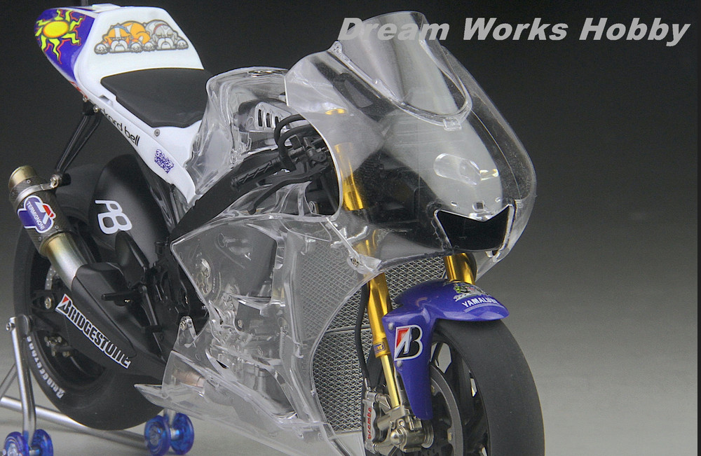 AwardWinner Built Tamiya 1:12 Yamaha Team Yzr-M1 ’09 Rossi Clear Full View+Fork