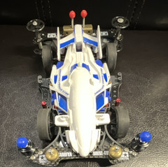 Tamiya Mini 4WD Ready-to-Go Pre-Built Model Car White/Blue/Black/Red
