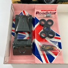 NEW Morgan Plus 8 Roadstar 1:16 Scale Model Kit Motorized LS Auto Salon OPEN BOX