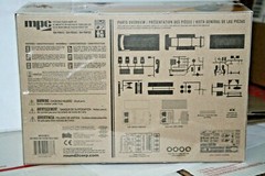 MPC Brand New 1982 Dodge Van Custom Turtle Wax 1:25 scale model car kit MPC943