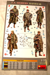 1/35 MiniArt 5 US GIs in Rainwear / Ponchos w/ Weapons & Equipment #35245