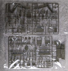 Trumpeter 1/35 German Faun SLT-56 Tank Transporter Military Model Kit 00203
