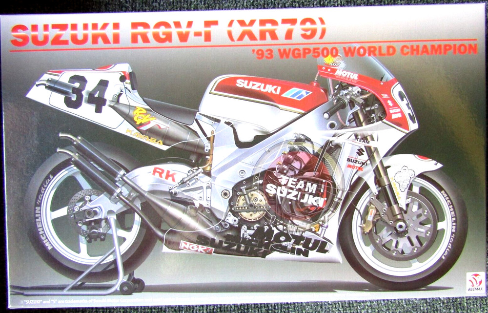 Beemax 1/12 Scale Suzuki RGV-r 500 (XR79) ’93 WGP500 Champion Model Kit #BX13001