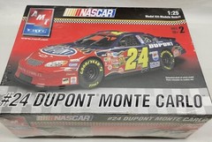 #24 Dupont Monte Carlo – 1:25 Model Kit – 2003 – NASCAR – NIP