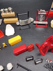 Vintage Model Car Auto Shop 1/24-1/25 Plastic Model Lot Tools Engines Lot Set