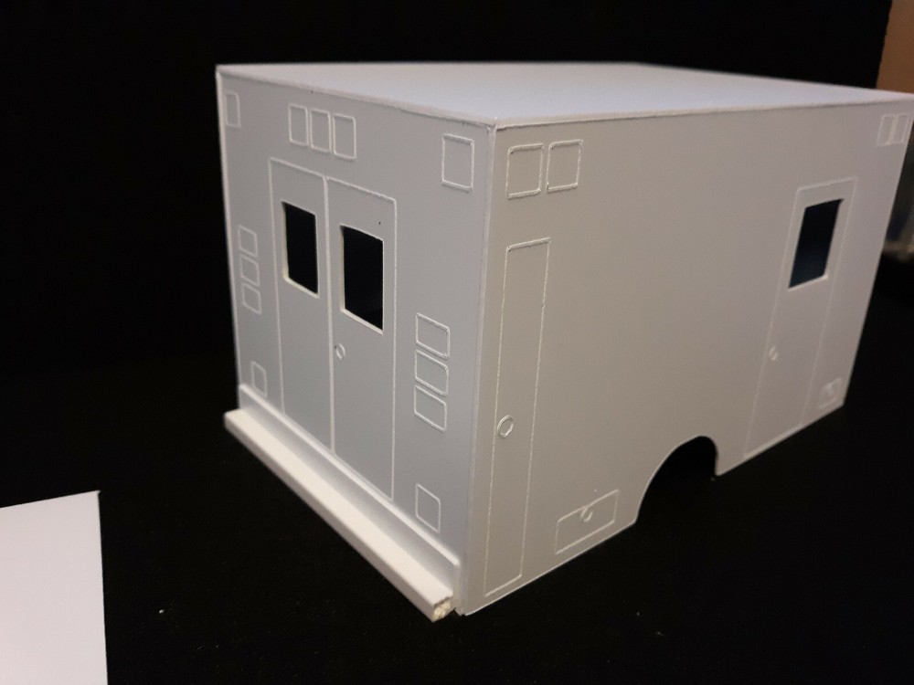 ambulance body rescue Model 1:24 scale kit diorama