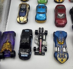 Hot Wheels Diecast Toy Car Lot – 20 Vehicles Including Lightning McQueen