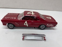 VINTAGE AMT 1/25 SCALE #4 NASCAR 1966 FORD JUNKYARD BUILT MODEL KIT