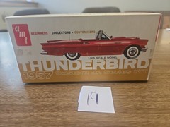 1:25 Vintage AMT 1957 Ford Thunderbird T Bird Junior series early 60’S COMPLETE