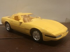 1992 Chevrolet Corvette ZR1 Dealer Promo Car YELLOW 1:25 AMT / ERTL